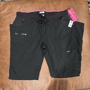XL Tall Koi Lite Black Scrub Pant